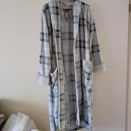 Photo of free Men's dressing gown (South Keys) #1