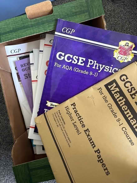 Photo of free 9-1 Sciences and Maths Revision Guides/Materials (Ilford IG1) #1
