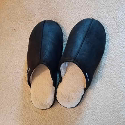Photo of free Men's slippers (South Keys) #1