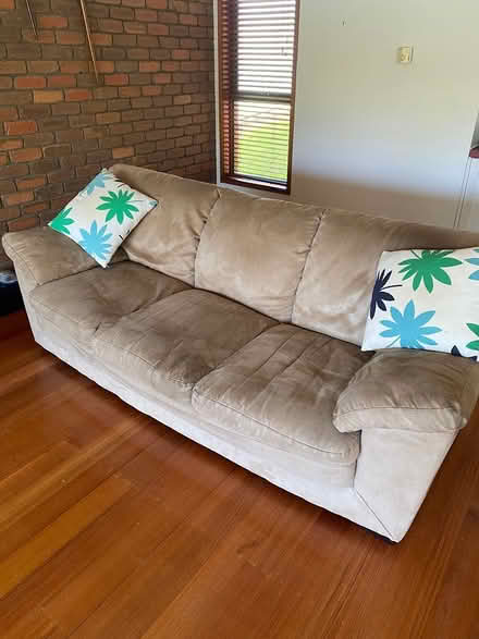 Photo of free Lounge suite (Ocean grove) #1