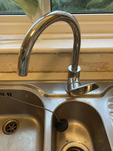 Photo of free fitted kitchen sink stainless steel (GU6 7NH) #2