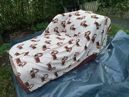 Photo of free Red patterned divan (Greenhill S8) #2