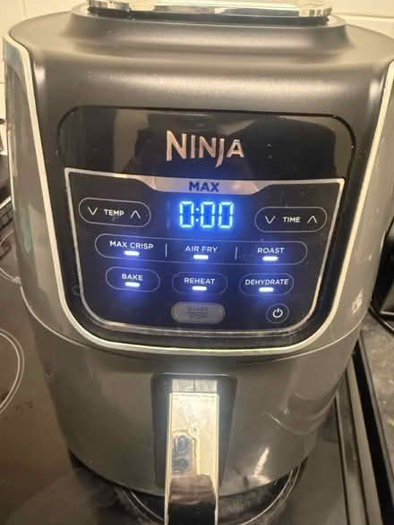 Photo of free Ninja air fryer (Wandsworth SW18) #2