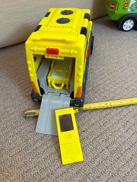 Photo of free Utility vehicle toys (Balham / Clapham SW12) #4