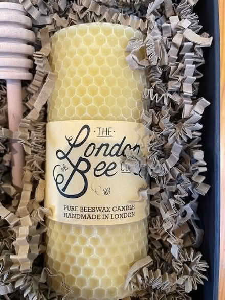 Photo of free London Bee Candle & Honey Gift Set (Teddington TW11) #3