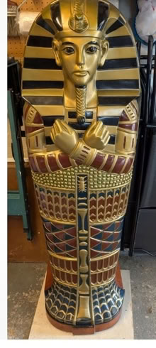 Photo of 4โ Sarcophagus cd rack (Malvern Wells WR14) #1