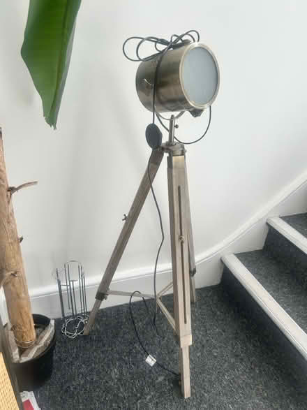 Photo of free Ornamental film light (SE1 Kent Road) #2