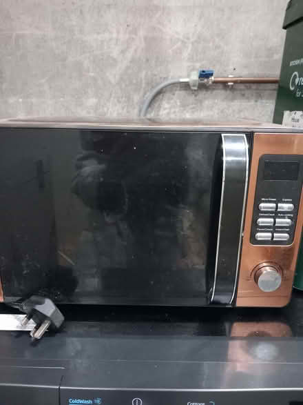 Photo of free Microwave oven (Southport PR9) #1