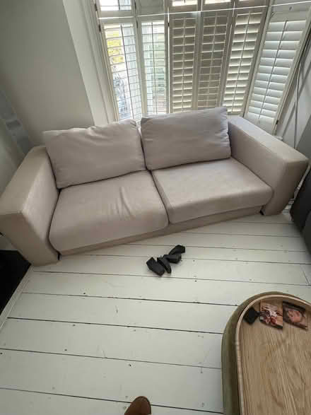 Photo of free Three seater sofa - very good condition (Central Watford WD23) #3