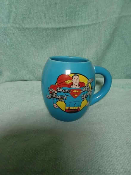 Photo of free Superman Mug (Cobham KT11) #2