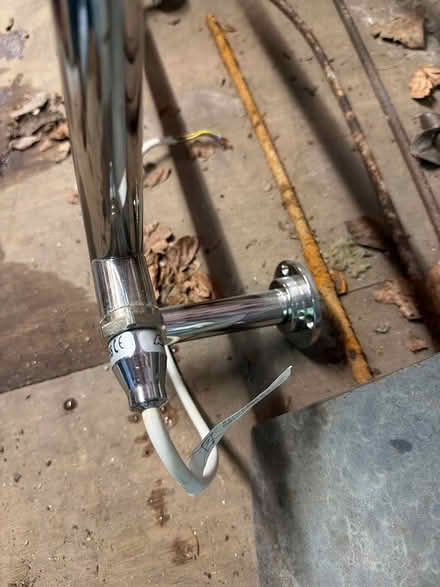 Photo of free Medium Towel Rail (Elmsted TN25) #3