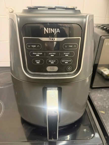 Photo of free Ninja air fryer (Wandsworth SW18) #4