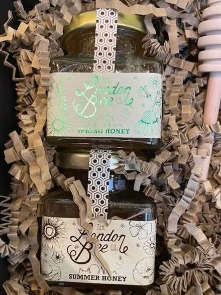Photo of free London Bee Candle & Honey Gift Set (Teddington TW11) #4