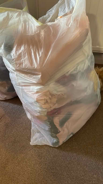 Photo of free Kids girl clothes (Newbury Park IG2) #1