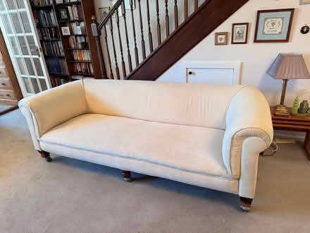 Photo of free Victorian sofa (Gu168tf) #2