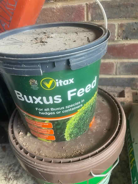 Photo of free Box feed (Crowborough Warren TN6) #1