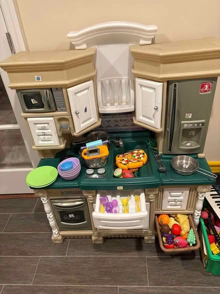 Photo of free Kids kitchen (Rutherford NJ) #1
