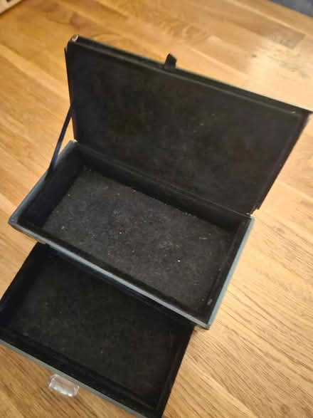 Photo of free Small jewellery box (Deal CT14) #2