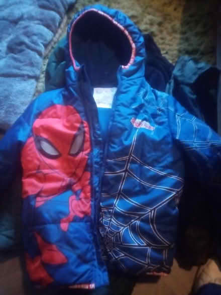 Photo of free Spiderman coat 6-7,Keighley (Keighley bd20) #1