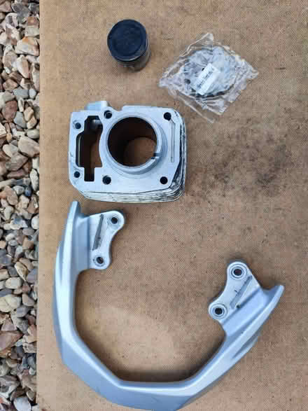 Photo of free Honda CB125 Bits (Guildford GU2) #1