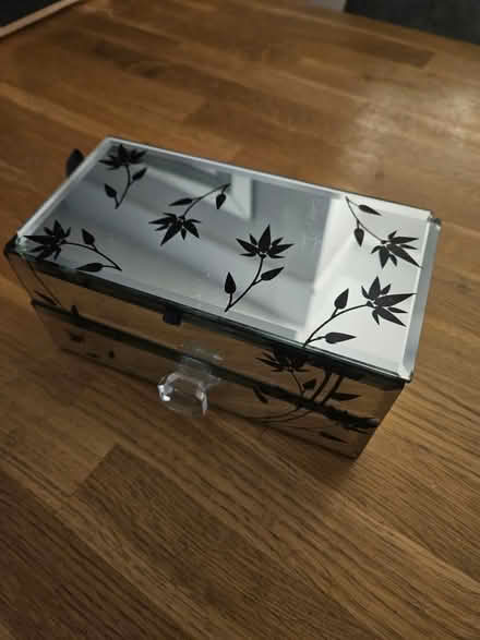 Photo of free Small jewellery box (Deal CT14) #1