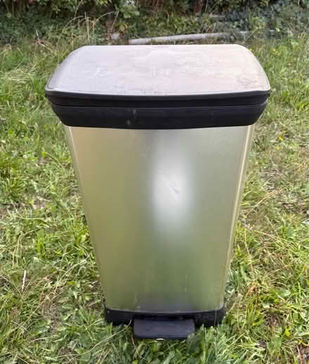 Photo of free Culver kitchen waste bin (93 Kidbrooke Park Road SE3) #1