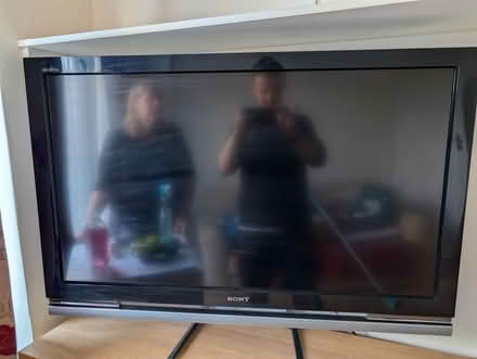 Photo of free Sony Bravia 40in Full HD TV (Loughton IG10) #2