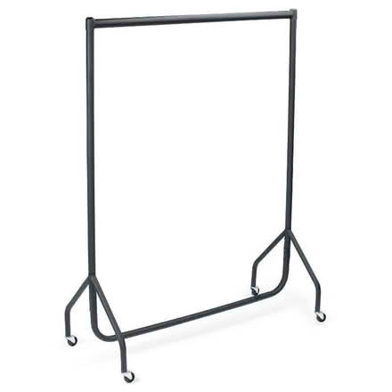 Photo of free strong clothes rail (Dawley TF4) #1