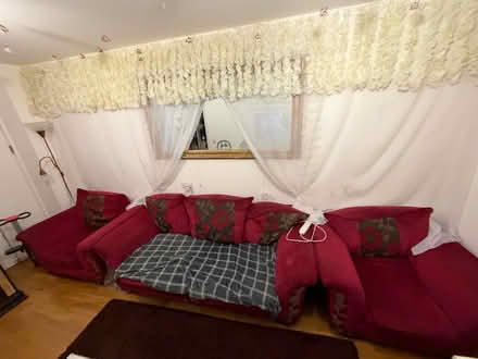 Photo of free 5 seater sofa for collection today or by 1pm tomorrow (Stepney E1) #3