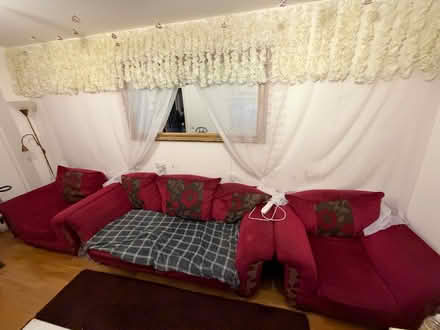 Photo of free 5 seater sofa for collection today or by 1pm tomorrow (Stepney E1) #2
