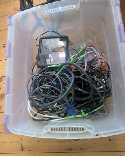 Photo of free Box of electrical connecting leads (Chalkwell SS9) #1