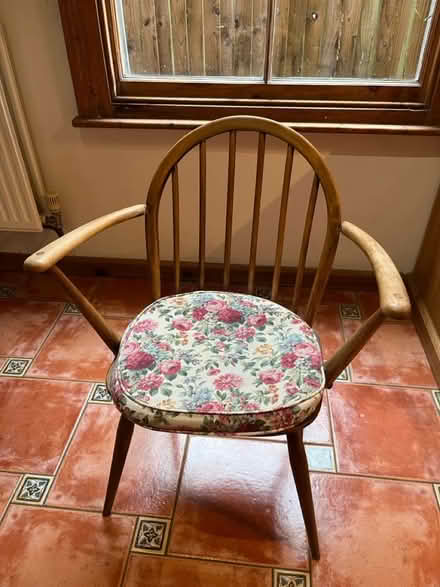 Photo of free Wooden chair with cushion (SY2) #1
