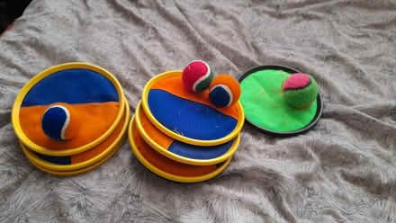 Photo of free Velcro pad ball game (Roche PL26) #1