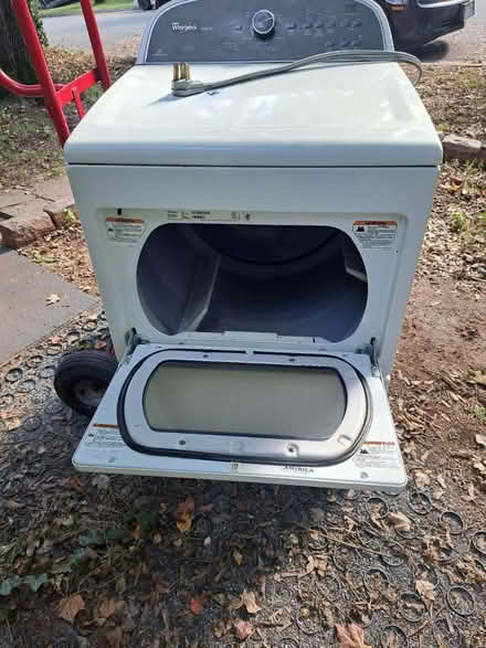 Photo of free Dryer (Near NoVa campus) #1