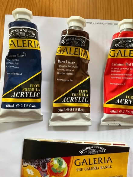 Photo of free winsor and newton galeria acrylic paints (Hoddesdon EN11) #2