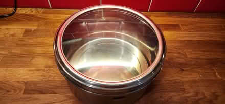 Photo of free Cake tin - large - good quality (Wetherby LS22) #3
