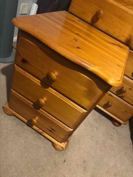 Photo of free Pine Bedroom Furniture - Chest of drawers (Leith EH6) #2