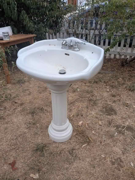 Photo of free Pedestal Sink (Concord) #1