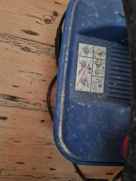 Photo of free Wallpaper stripper (Putney SW15) #3