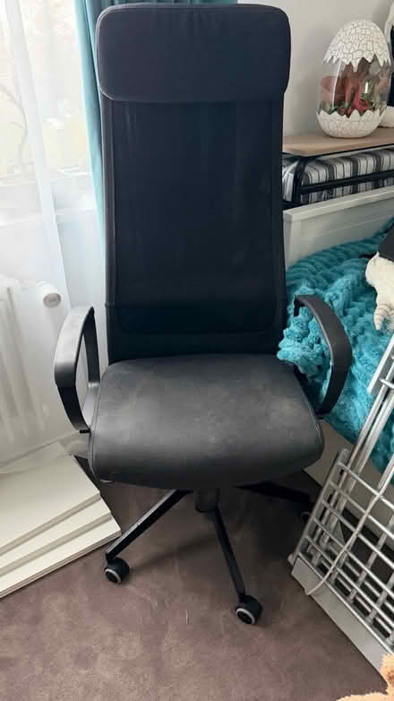 Photo of free Office chair (Brentford) #1
