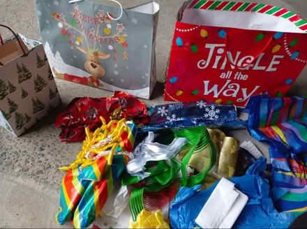 Photo of free Gift bag and tissue paper (Shoreline) #1