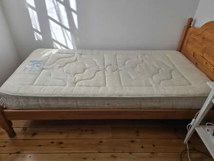 Photo of free Single mattress 190x90x27cm (East Molesey (KT8)) #1