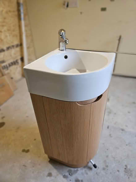 Photo of free Corner vanity unit and sink (Letchworth near Standalone SG6) #1