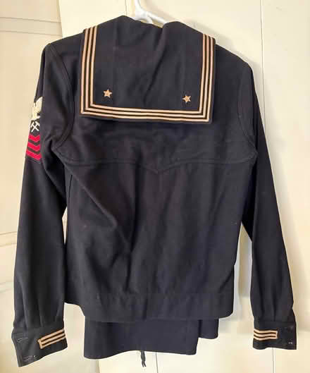 Photo of free WWII sailors uniform (Rumson) #2