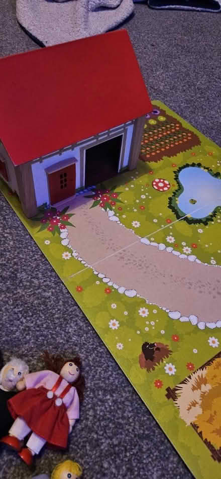 Photo of free Small toy farm (Coventry, CV3) #1