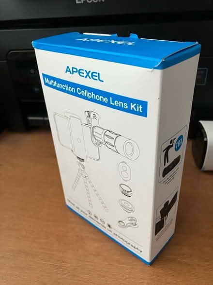 Photo of free Multifunction cellphone lens kit (Wivenhoe CO7) #1