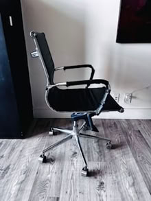 Photo of free Adjustable Office Chair (Vancouver) #4