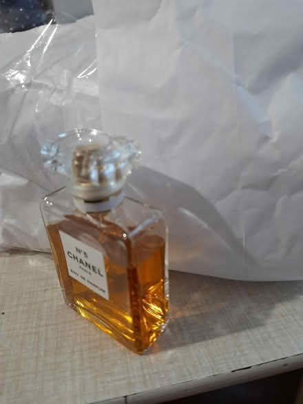 Photo of free chanel N°5 perfume (Bexhill TN40) #2