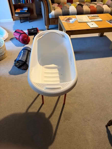 Photo of free Plastic baby bath (Bloxham OX15) #1