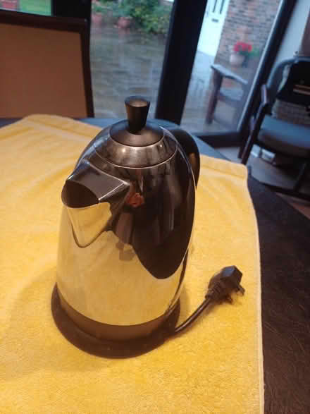 Photo of free Electric Kettle (Rainham, Kent - ME8) #2